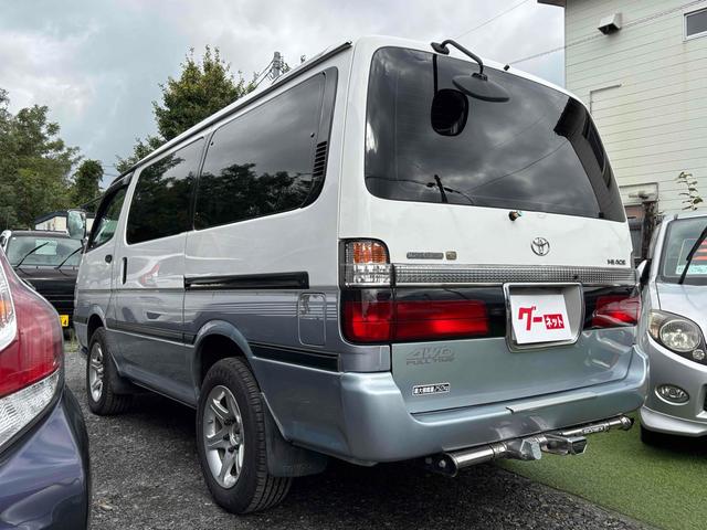 ハイエースワゴン スーパーカスタムＧ　４ＷＤ　ドライブレコーダー　ＥＴＣ　ＴＶ　スライドドア　サンルーフ　ＡＴ　アルミホイール　ＣＤ　ＤＶＤ再生　ＵＳＢ　ＡＢＳ　エアコン　パワーステアリング　パワーウィンドウ　運転席エアバッグ（18枚目）