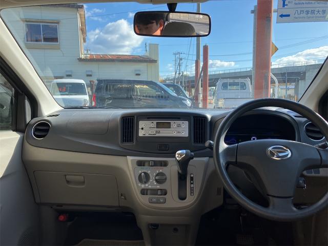 ミライース Xf 4WD キーレスエントリー アイドリングストップ CVT 盗難防止システム ABS CD ミュージックプレイヤー接続可 衝突安全ボディ エアコン パワーステアリング パワーウィンドウ 現状販売(7枚目)