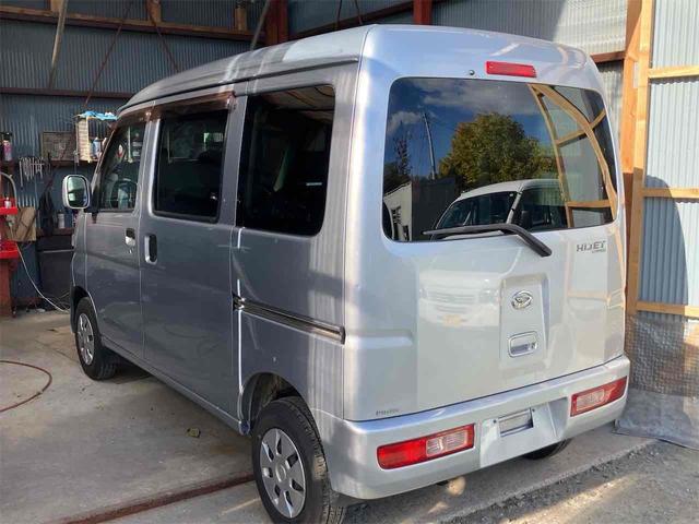 ハイゼットカーゴ クルーズ 車検2年付き 4WD AT 両側スライドドア 電動格納ミラー エアコン パワーウィンドウ 運転席エアバッグ 助手席エアバッグ CD(16枚目)