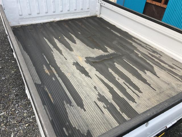 サンバートラック 　メーター交換車　４ＷＤ　軽トラック　ＭＴ　エアコン　運転席エアバッグ（16枚目）