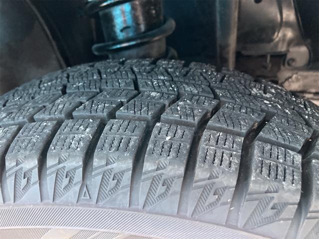 サンバートラック 　メーター交換車　４ＷＤ　軽トラック　ＭＴ　エアコン　運転席エアバッグ（20枚目）