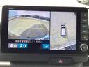 バックも安心のリアカメラ付いています。リアカメラがあると、いつでも安全にバックできますね。死角も減ります。ガイド線表示なので便利です。