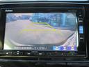 リアカメラを装備していますのでバック駐車も安心です。リバースギア連動で自動に切り替わり、車後方を表示します。