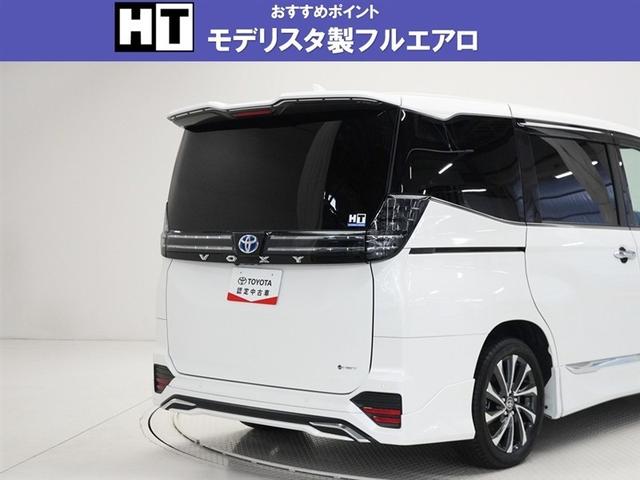 ヴォクシー ハイブリッドS-Z パワーウィンドウ DVD再生機能 インテリキー 横滑防止装置 地デジTV アクティブクルーズコントロール 1オナ フルオートエアコン リアカメラ エアバッグ ABS 100V充電 ナビTV WAC(4枚目)