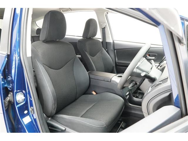 蒸れにくく快適な座り心地です。布なので滑りにくく耐久性が高く念入りなお手入れがいらないというメリットがあります。