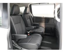 �����ܤΥ����Ȥ���Ω���Ƥ��륭��ץƥ󥷡��ȥ����פǤ��Τ�Ĺ��Υ��ư�Ǥ���ϫ���ޤ��䤹���Ǥ��� 6