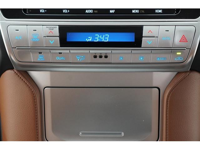 ランドクルーザープラド TX Lパッケージ 70thアニバーサリーリミテッド 本革 ドライブレコーダ プリクラッシュセーフティシステム フルセグテレビ AUX ETC付き ナビ&TV 三列シート LEDランプ アルミ SRS 横滑り防止 ABS キーレス クルーズコントロール(12枚目)