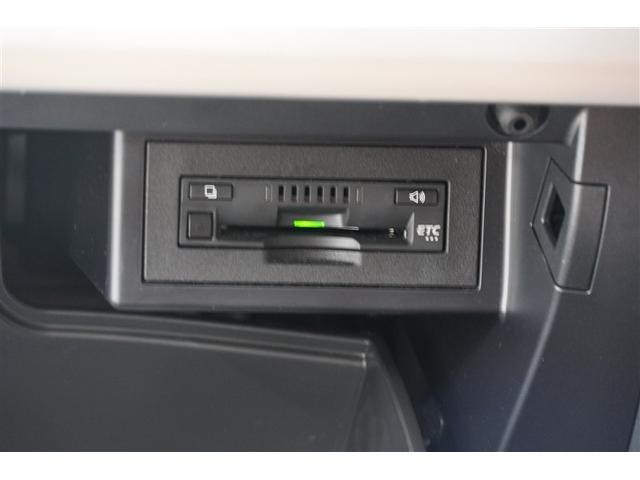 ランドクルーザープラド TX Lパッケージ 70thアニバーサリーリミテッド 本革 ドライブレコーダ プリクラッシュセーフティシステム フルセグテレビ AUX ETC付き ナビ&TV 三列シート LEDランプ アルミ SRS 横滑り防止 ABS キーレス クルーズコントロール(23枚目)