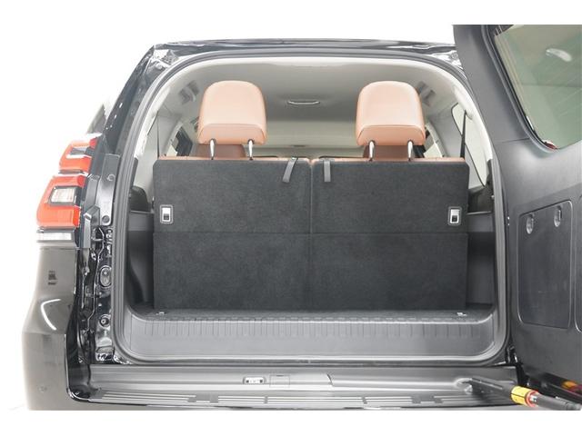 ランドクルーザープラド TX Lパッケージ 70thアニバーサリーリミテッド 本革 ドライブレコーダ プリクラッシュセーフティシステム フルセグテレビ AUX ETC付き ナビ&TV 三列シート LEDランプ アルミ SRS 横滑り防止 ABS キーレス クルーズコントロール(30枚目)