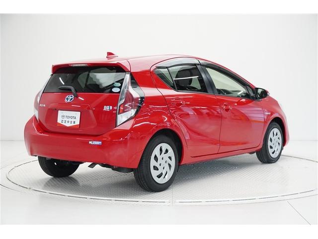 アクア Ｓ　スマートキープッシュスタート　キーレスエントリ　フルセグ地デジ　イモビ　ナビ＆ＴＶ　ワンオーナー車　オートエアコン　デュアルエアバック　ＥＳＣ　Ｂカメラ　パワーウィンドウ　ＡＵＸ端子　ＥＴＣ　ＳＲＳ（3枚目）