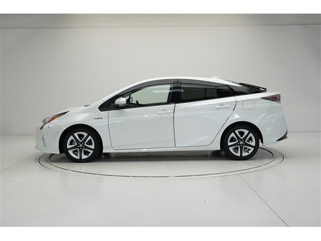 プリウス Ａツーリングセレクション　ドラレコ付き　スマキー　イモビライザー　バックモニター　クルコン　ＬＥＤヘッドライト　ＤＶＤ視聴可　ＥＴＣ　ナビＴＶ　メモリーナビゲーション　横滑り防止機能　キーフリ　アルミ　ＡＡＣ　ＡＵＸ　ＡＢＳ（2枚目）