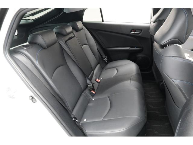 プリウス Ａツーリングセレクション　ドラレコ付き　スマキー　イモビライザー　バックモニター　クルコン　ＬＥＤヘッドライト　ＤＶＤ視聴可　ＥＴＣ　ナビＴＶ　メモリーナビゲーション　横滑り防止機能　キーフリ　アルミ　ＡＡＣ　ＡＵＸ　ＡＢＳ（6枚目）