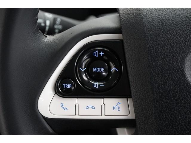 プリウス Ａツーリングセレクション　ドラレコ付き　スマキー　イモビライザー　バックモニター　クルコン　ＬＥＤヘッドライト　ＤＶＤ視聴可　ＥＴＣ　ナビＴＶ　メモリーナビゲーション　横滑り防止機能　キーフリ　アルミ　ＡＡＣ　ＡＵＸ　ＡＢＳ（17枚目）