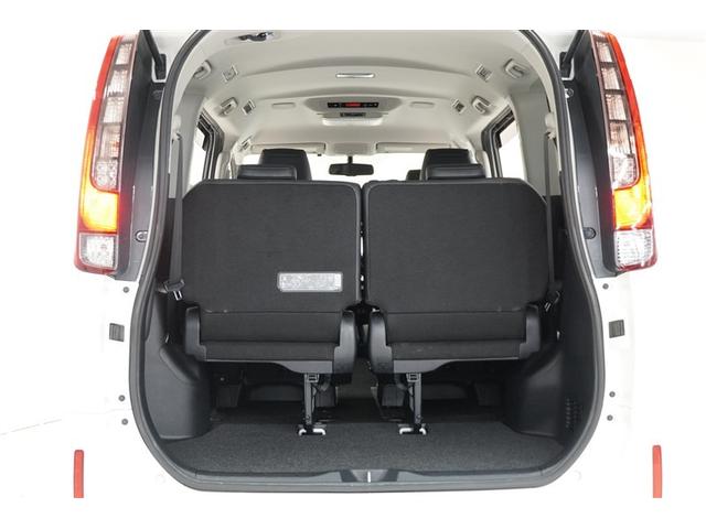 開口部が広いラゲージスペースなので荷物もたくさん積み込めます。