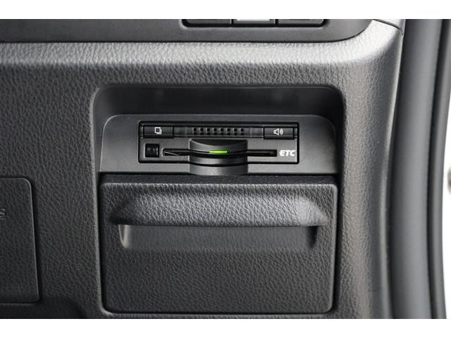 ＥＴＣを装備していれば、暑い日や寒い日、雨の日も窓を開ける必要がないので快適ドライブが楽しめます。