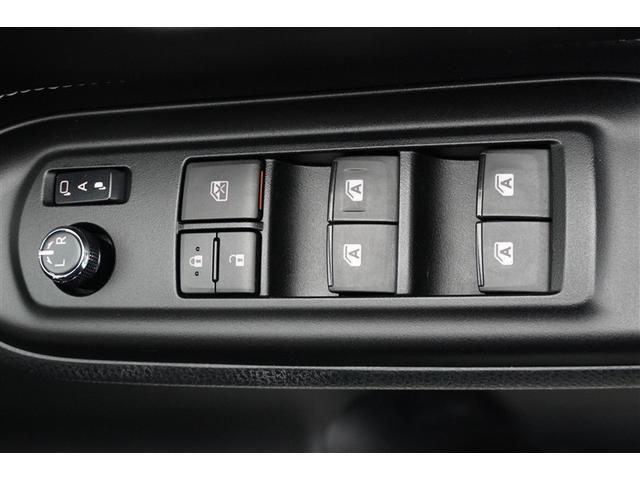 スイッチ一つで窓を開け閉めできるパワーウィンドウスイッチです。