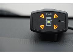 コーナーセンサーは障害物に近いた時に音やディスプレイ表示でお知らせしてくれる便利装備です。車の運転に自信のない方にはおすすめです。 5
