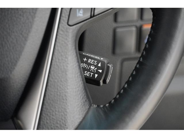 アルファード ２．５Ｓ　タイプゴールド　イモビ　バックモニタ－　ＬＥＤランプ　１オーナー車　リアオートエアコン　ドライブレコーダ　エアコン　ＤＶＤプレーヤー　横滑防止装置　ＡＣ１００Ｖ電源　アルミ　パワーウィンドウ　メディアプレイヤー接続（12枚目）