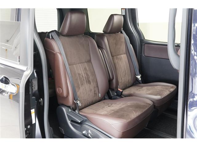 男女問わず座りやすいシートです。