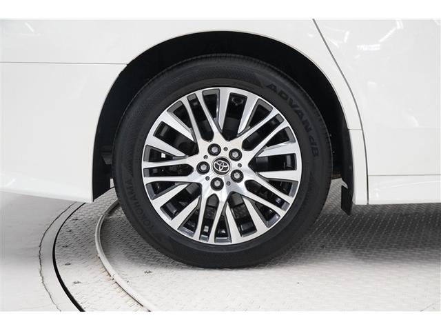 タイヤサイズ（２３５／５０Ｒ１８）です。