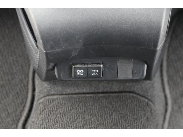 シエンタ ハイブリッドG クエロ 地デジTV 盗難防止 横滑り防止 LEDライト クルコン ドライブレコーダー スマートキー ETC 1オーナー バックモニタ DVD オ-トエアコン AUX メモリ-ナビ エアバッグ AW 3列シート(14枚目)