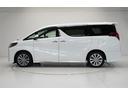 アルファード 2.5S タイプゴールド イモビ バックモニタ- LEDランプ 1オーナー車 リアオートエアコン エアコン DVDプレーヤー 横滑防止装置 アルミ パワーウィンドウ メディアプレイヤー接続 ABS キーレス 3列シート 中古車画像_3