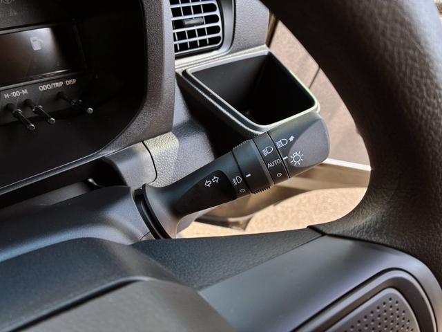 ハイゼットトラック ジャンボエクストラ 登録済未使用車 アイドリングストップ LEDフォグランプ スマートキー 障害物センサー スマートアシスト オートライト 電動格納式ドアミラー メッキフロントグリル(25枚目)