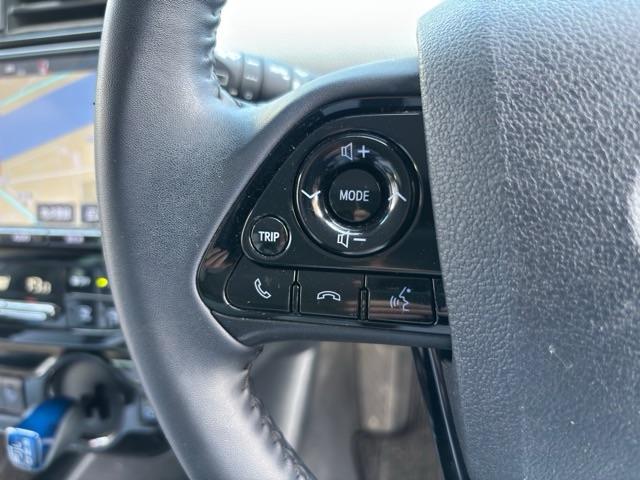 プリウス Ａ　禁煙車　９インチナビ　フルセグＴＶ　ｂｌｕｅｔｏｏｔｈ　バックカメラ　ＥＴＣ　パワーシート　シートヒーター　ヘッドアップディスプレイ　パーキングアシスト　クリアランスソナー　クルーズコントロール（18枚目）