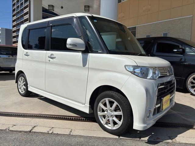 タント カスタムＸスペシャル　禁煙車　ナビ　ワンセグＴＶ　純正アルミ　片側電動スライドドア　ＨＩＤヘッドライト　アイドリングストップ（4枚目）