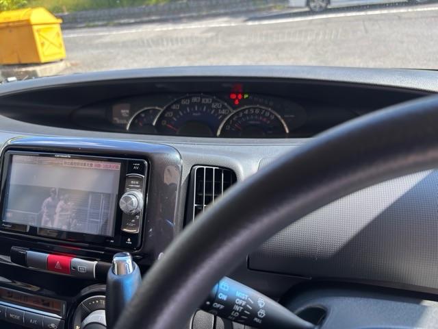 タント カスタムＸスペシャル　禁煙車　ナビ　ワンセグＴＶ　純正アルミ　片側電動スライドドア　ＨＩＤヘッドライト　アイドリングストップ（18枚目）