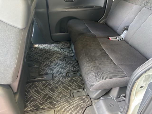 タント カスタムＸスペシャル　禁煙車　ナビ　ワンセグＴＶ　純正アルミ　片側電動スライドドア　ＨＩＤヘッドライト　アイドリングストップ（27枚目）