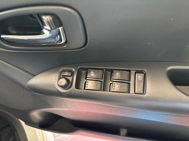 タント カスタムＸスペシャル　禁煙車　ナビ　ワンセグＴＶ　純正アルミ　片側電動スライドドア　ＨＩＤヘッドライト　アイドリングストップ（40枚目）