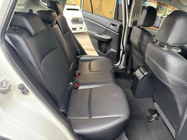 ＸＶ ２．０ｉ－Ｌ　アイサイト　禁煙車　革シート　純正ナビ　フルセグＴＶ　ＤＶＤ再生　ｂｌｕｅｔｏｏｔｈ　ＥＴＣ　バックカメラ　シートヒーター　パワーシート　ＨＩＤヘッドライト　クルーズコントロール　スバルアイサイト　ＳＩドライブ（24枚目）