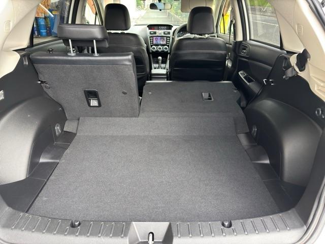 ＸＶ ２．０ｉ－Ｌ　アイサイト　禁煙車　革シート　純正ナビ　フルセグＴＶ　ＤＶＤ再生　ｂｌｕｅｔｏｏｔｈ　ＥＴＣ　バックカメラ　シートヒーター　パワーシート　ＨＩＤヘッドライト　クルーズコントロール　スバルアイサイト　ＳＩドライブ（31枚目）