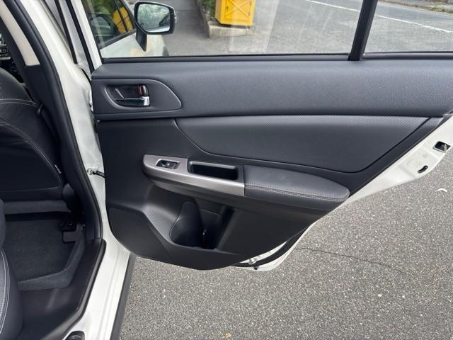 ＸＶ ２．０ｉ－Ｌ　アイサイト　禁煙車　革シート　純正ナビ　フルセグＴＶ　ＤＶＤ再生　ｂｌｕｅｔｏｏｔｈ　ＥＴＣ　バックカメラ　シートヒーター　パワーシート　ＨＩＤヘッドライト　クルーズコントロール　スバルアイサイト　ＳＩドライブ（39枚目）