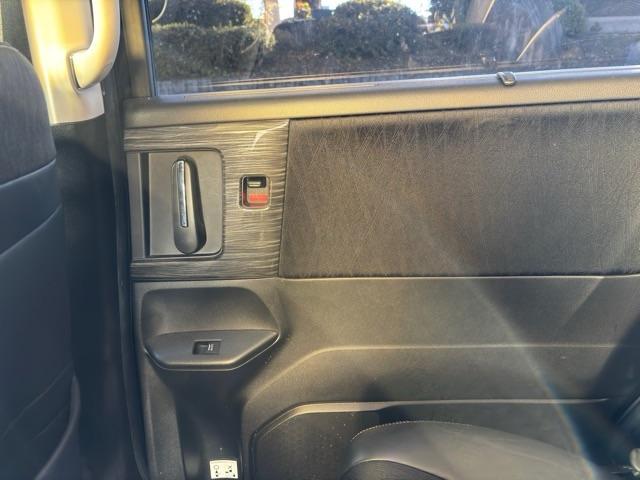 オデッセイハイブリッド ハイブリッドアブソルート・ホンダセンシング 禁煙車 純正8インチナビ バックカメラ フリップダウンモニター ETC ドライブレコーダー クルーズコントロール LEDヘッドライト 両側パワースライドドア(36枚目)