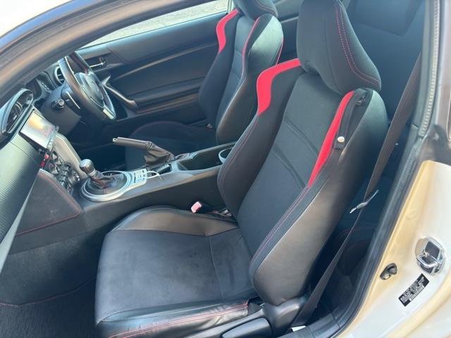 ���⍇����p�����_�C�A���F�O�O�V�W�|�U�O�S�X�|�O�T�P�S���炨�C�y�ɂ��d�b�������I���Ԃ̎��E���X�̎��Ȃǉ��ł����C�y�ɂ��q�ˉ������I