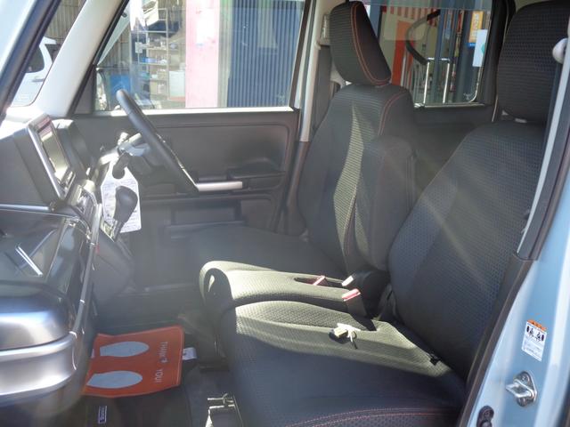 スペーシアギア ハイブリッドＸＺ　ターボ　８インチナビ　ＴＶ　ＥＴＣ　スズキセーフティサポート　左右パワースライドドア　クルーズコントロール　バックモニター（4枚目）