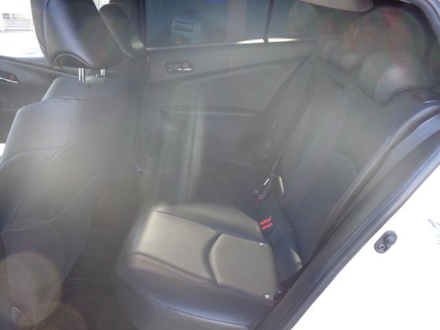 プリウス Aプレミアム ツーリングセレクション 社外9インチナビ TV ETC バックモニター トヨタセーフティセンス クルーズコントロール ヘッドアップディスプレイ フロントシートヒーター モデリスタエアロ(5枚目)