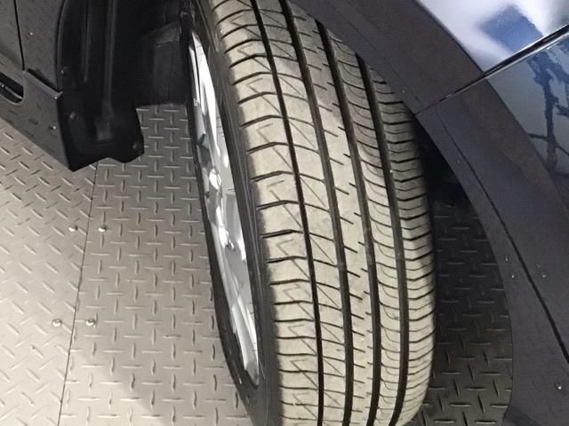 シャトル ハイブリッドＺホンダセンシング　ＬＥＤ・フルセグ・メモリナビ・バックカメラ・純正ＡＷ・シートヒーター・ＥＴＣ　衝突軽減　カーテンエアバック　ＬＥＤライト　前席シートヒーター　イモビ　Ｂカメラ　クルコン　ＵＳＢ接続　ＤＶＤ　ナビＴＶ（24枚目）