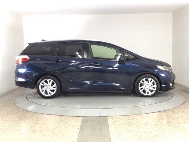 シャトル ハイブリッドＺホンダセンシング　ＬＥＤ・フルセグ・メモリナビ・バックカメラ・純正ＡＷ・シートヒーター・ＥＴＣ　衝突軽減　カーテンエアバック　ＬＥＤライト　前席シートヒーター　イモビ　Ｂカメラ　クルコン　ＵＳＢ接続　ＤＶＤ　ナビＴＶ（37枚目）