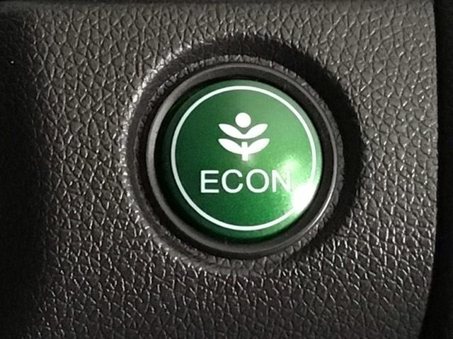 シャトル ハイブリッドＺホンダセンシング　ＬＥＤ・フルセグ・メモリナビ・バックカメラ・純正ＡＷ・シートヒーター・ＥＴＣ　衝突軽減　カーテンエアバック　ＬＥＤライト　前席シートヒーター　イモビ　Ｂカメラ　クルコン　ＵＳＢ接続　ＤＶＤ　ナビＴＶ（39枚目）