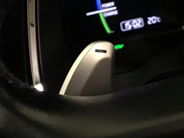 シャトル ハイブリッドＺホンダセンシング　ＬＥＤ・フルセグ・メモリナビ・バックカメラ・純正ＡＷ・シートヒーター・ＥＴＣ　衝突軽減　カーテンエアバック　ＬＥＤライト　前席シートヒーター　イモビ　Ｂカメラ　クルコン　ＵＳＢ接続　ＤＶＤ　ナビＴＶ（41枚目）