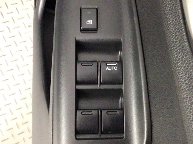 シャトル ハイブリッドＺホンダセンシング　ＬＥＤ・フルセグ・メモリナビ・バックカメラ・純正ＡＷ・シートヒーター・ＥＴＣ　衝突軽減　カーテンエアバック　ＬＥＤライト　前席シートヒーター　イモビ　Ｂカメラ　クルコン　ＵＳＢ接続　ＤＶＤ　ナビＴＶ（49枚目）