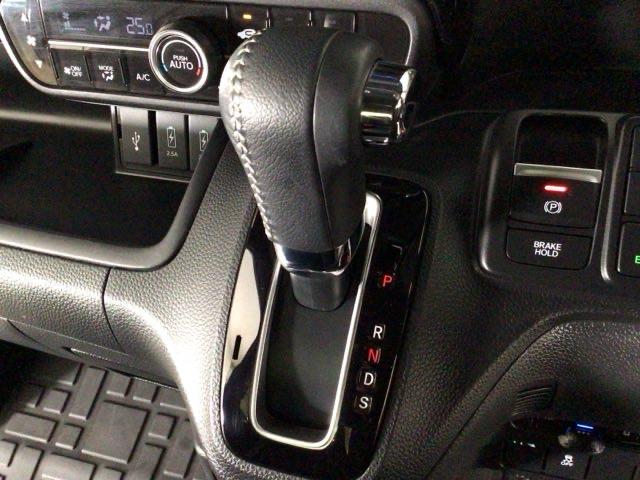 Ｎ－ＢＯＸカスタム Ｌターボ　ＬＥＤ・フルセグ・メモリナビ・バックカメラ・純正ＡＷ・両側電動ドア・ＥＴＣ　地デジチューナー　衝突軽減ブレーキサポート　ＬＥＤヘッドライ　ターボエンジン　ＰＳ　カーテンエアバック　シートヒータ　ＵＳＢ（18枚目）