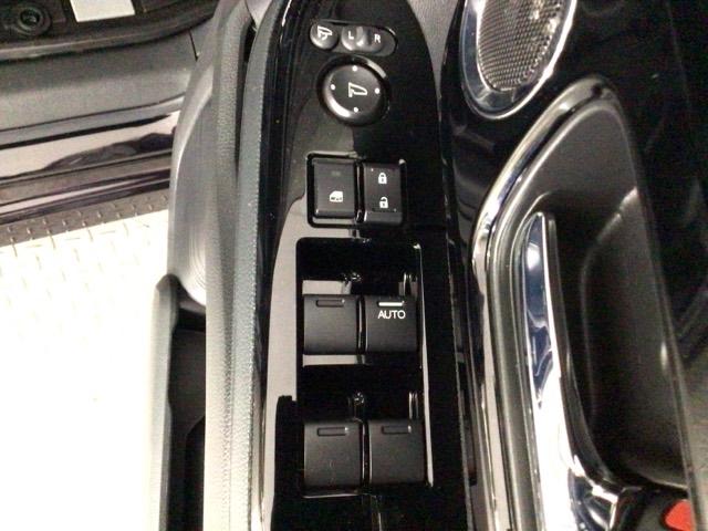 Ｎ－ＢＯＸカスタム Ｌターボ　ＬＥＤ・フルセグ・メモリナビ・バックカメラ・純正ＡＷ・両側電動ドア・ＥＴＣ　地デジチューナー　衝突軽減ブレーキサポート　ＬＥＤヘッドライ　ターボエンジン　ＰＳ　カーテンエアバック　シートヒータ　ＵＳＢ（30枚目）