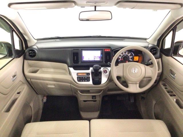 【前方視界】開放的な前方視界！運転がしやすく疲れにくいです♪窓が大きく、見通しがとっても良いおクルマですよ♪