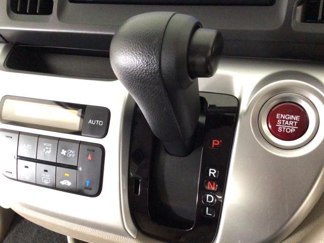 ご契約の流れは、当店のスタッフがわかりやすく説明いたしますのでお気軽にお声かけください！