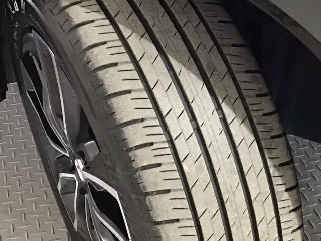 ヴェゼル ｅ：ＨＥＶＺ　ＬＥＤ・ホンダＣＯＮＮＥＣＴ・メモリナビ・バックカメラ・純正ＡＷ・ＥＴＣ　衝突回避支援ブレーキ機能　スマキ　Ｐトランク　フルオートエアコン　エアバッグ　両席エアバック　Ｒカメ　パワーウィンドウ　ソナー（3枚目）