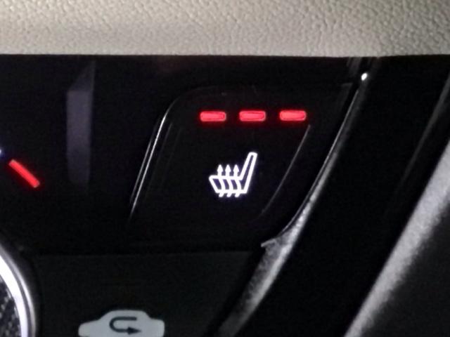 ヴェゼル ｅ：ＨＥＶＺ　ＬＥＤ・ホンダＣＯＮＮＥＣＴ・メモリナビ・バックカメラ・純正ＡＷ・ＥＴＣ　衝突回避支援ブレーキ機能　スマキ　Ｐトランク　フルオートエアコン　エアバッグ　両席エアバック　Ｒカメ　パワーウィンドウ　ソナー（8枚目）